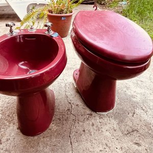 Lote anterior: Inodoro y Bidet Color Bordo