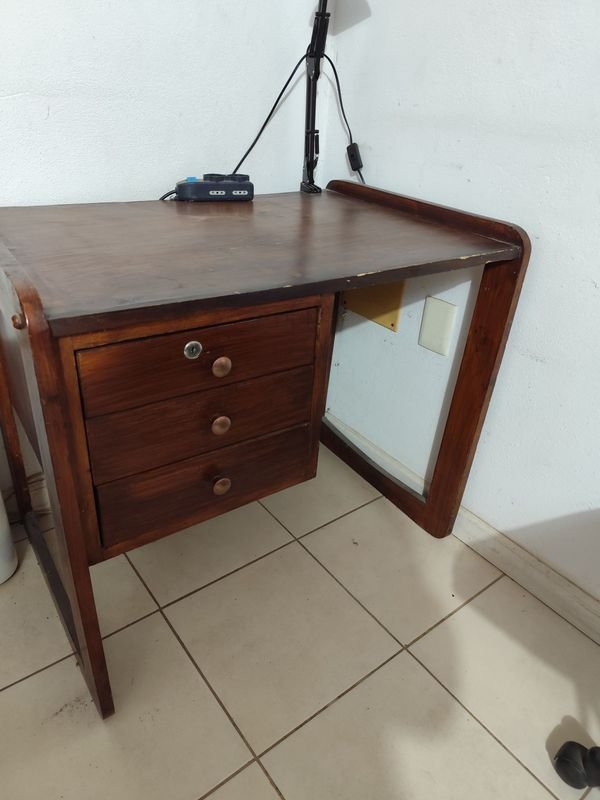 Escritorio de Madera Maciza con 3 Cajones Profundos