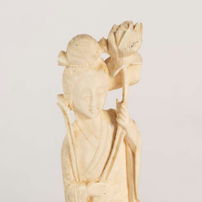 Figuras de geishas de porcelana - imagen 2