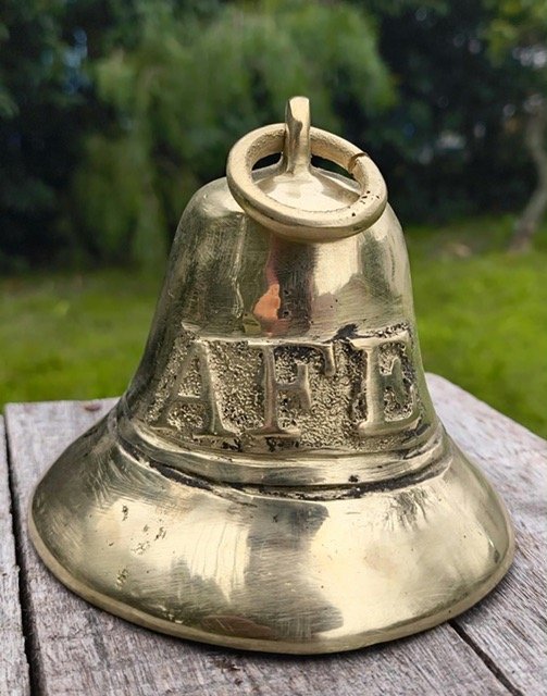 Campana Antigua de Bronce AFE - 10 cm Boca x 12 cm Alto