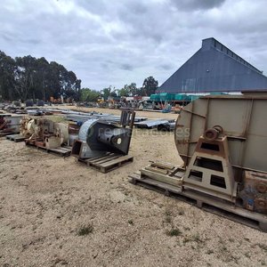 Lote siguiente: Ventiladores Industriales y Equipamiento de Maquinaria