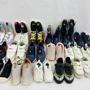 Lote de 21 Pares de Championes Infantiles para Niños y Niñas - imagen 3