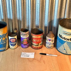 Lote anterior: Latas de lubricantes antiguas