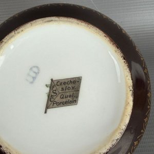 Bombonera / Alhajero de Porcelana "Viejo Viena" Checoslovaco - imagen 3