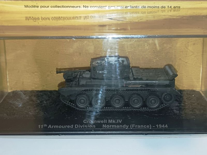 Modelos de tanques Bergepanzer Tiger y Cromwell Mk.IV en escala 1:72 - imagen 4
