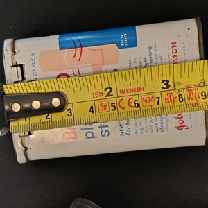 Lote de Latas Antiguas: Geniol, Lipton, Band-Aid y Más - imagen 5