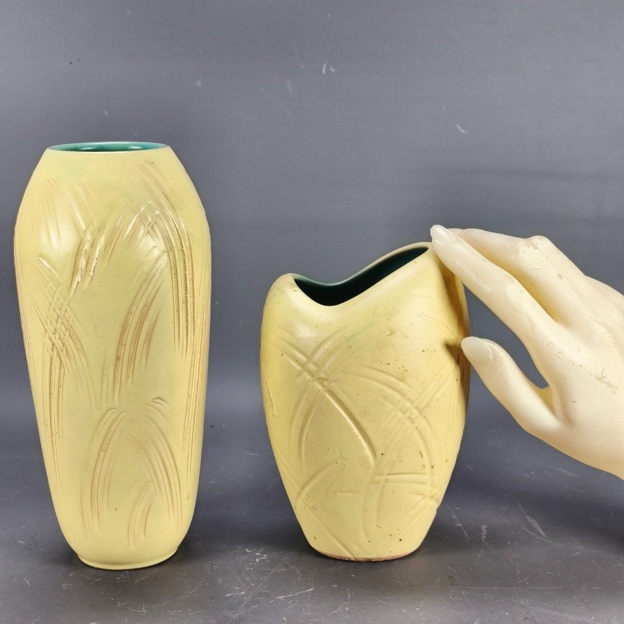 Item 18718 - Image 2