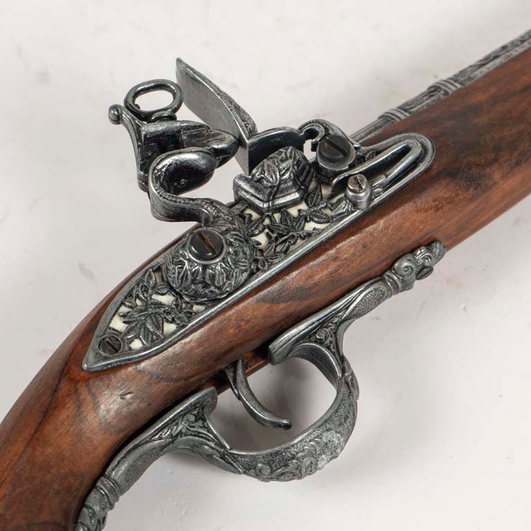 Adorno antiguo de madera y metal - Pistola vintage - imagen 2