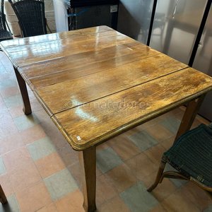 Mesa de Comedor Antigua de Madera Clara - imagen 3