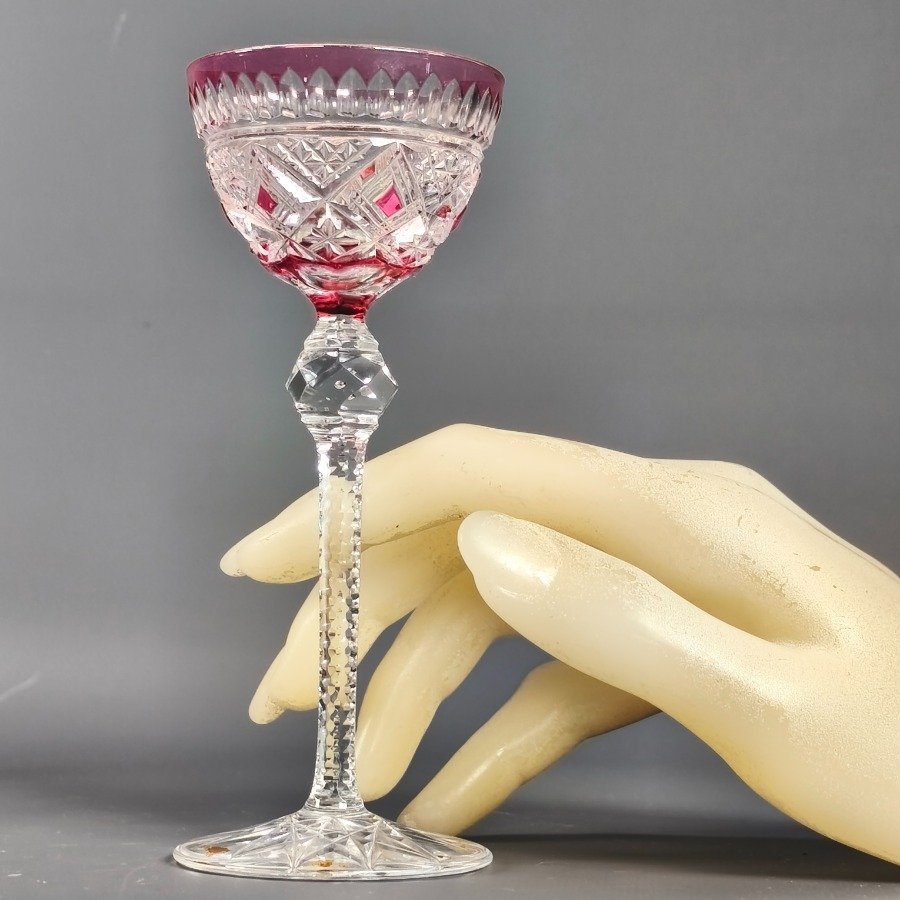 Cuatro copas de cristal Baccarat talladas y en diferentes colores - imagen 4