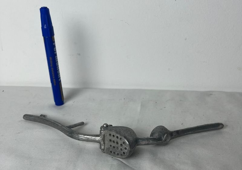 Item 869356 - Image 1