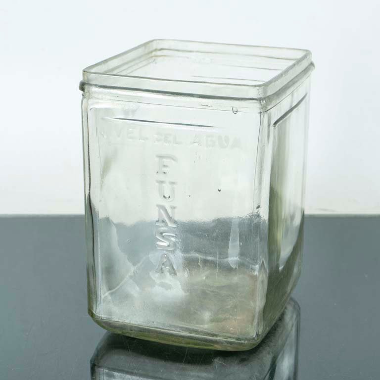 Lote siguiente: Vaso de bateria antigua marca Funsa
