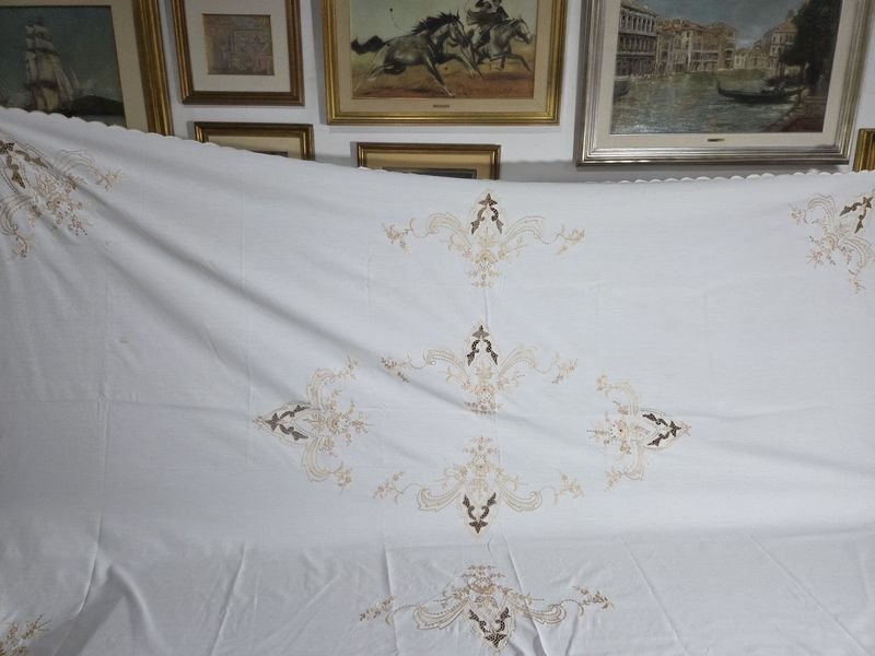 Mantel bordado con 12 servilletas de alta calidad - imagen 7