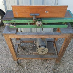 Lote anterior: Garlopa Eléctrica Hoover con Eje para Circular y Base de Madera