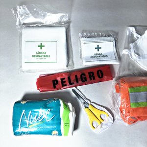 Dos Botiquines de Primeros Auxilios para Auto - imagen 2