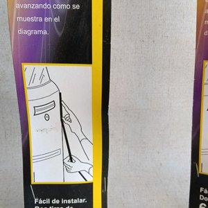 Protectores de Puerta de Auto 61 cm (Sin Uso) - imagen 4