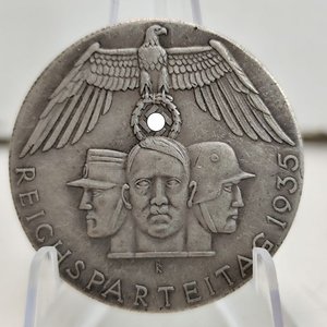 Medalla Conmemorativa Alemana Nüremberg 1935 Segunda Guerra Mundial - imagen 1