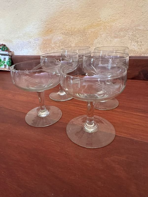 Item 889492 - Image 1