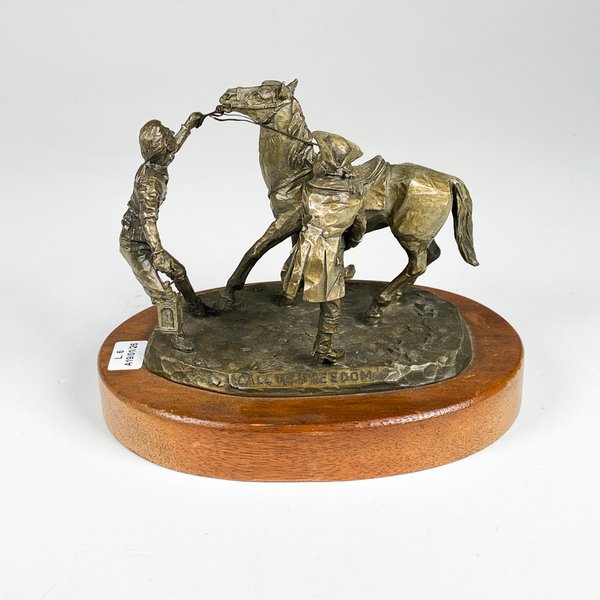 Bronce firmado, escultura de hombre y caballo con llamada a la libertad - imagen 1