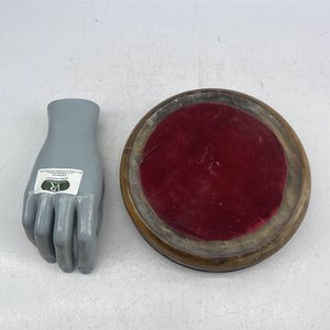 Despojador de Madera y Bronce con Base de Terciopelo - imagen 3