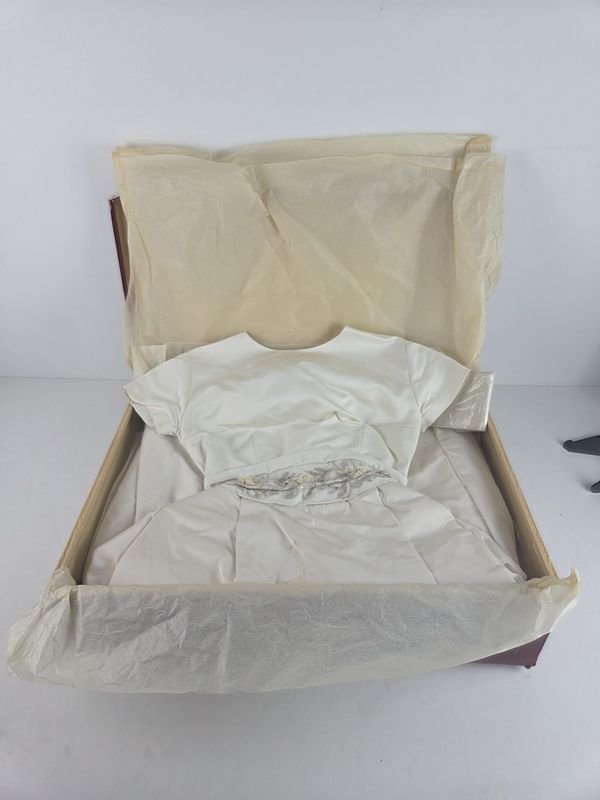 Item 888809 - Image 1