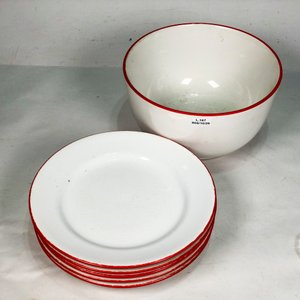 Conjunto de 5 Platos Llanos y 1 Ensaladera de Porcelana Blanca con Borde Rojo - imagen 3