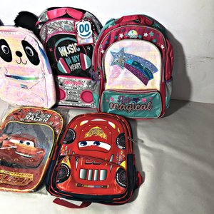 Lote de 5 Mochilas Infantiles: Panda, Cars y Estrellas Brillantes - imagen 3