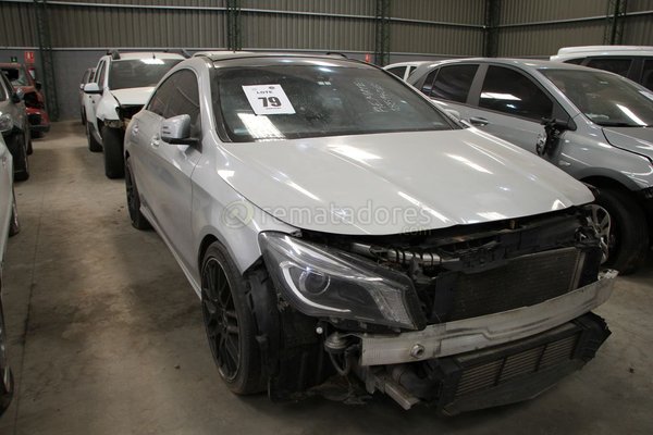 Mercedes-Benz CLA 200, Plata, 2014 - imagen 1