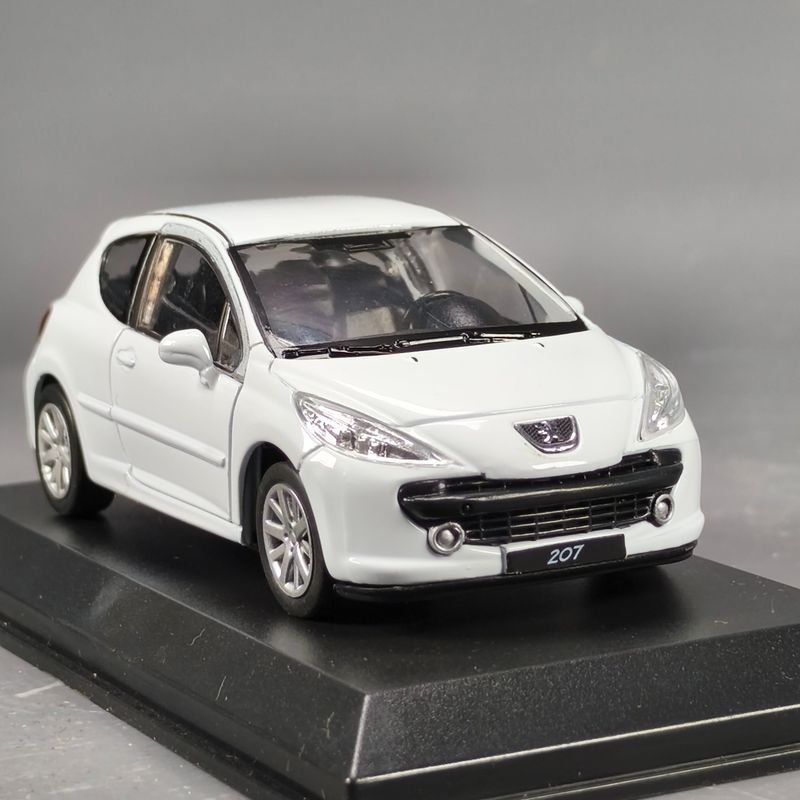 Peugeot 207 en escala 1/43, modelo de metal con detalles precisos - imagen 5