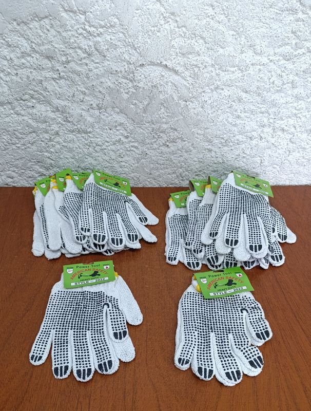Lote anterior: Guantes de Tela y Micro Punto para Deportes