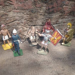 Lote siguiente: Figuras de Plomo Barba Roja Colección Siglo XX