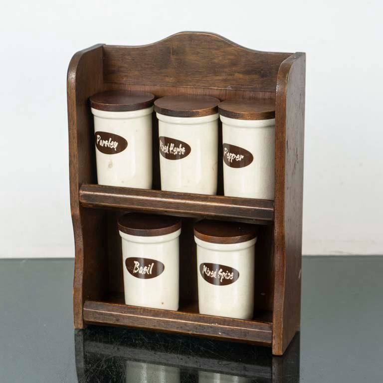 Estante Especiero de Madera con 5 Potes de Loza y Tapa