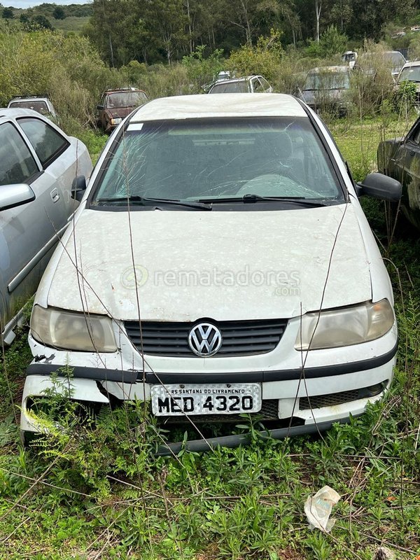 Volkswagen Gol y Audi 80 en Desuso - imagen 1