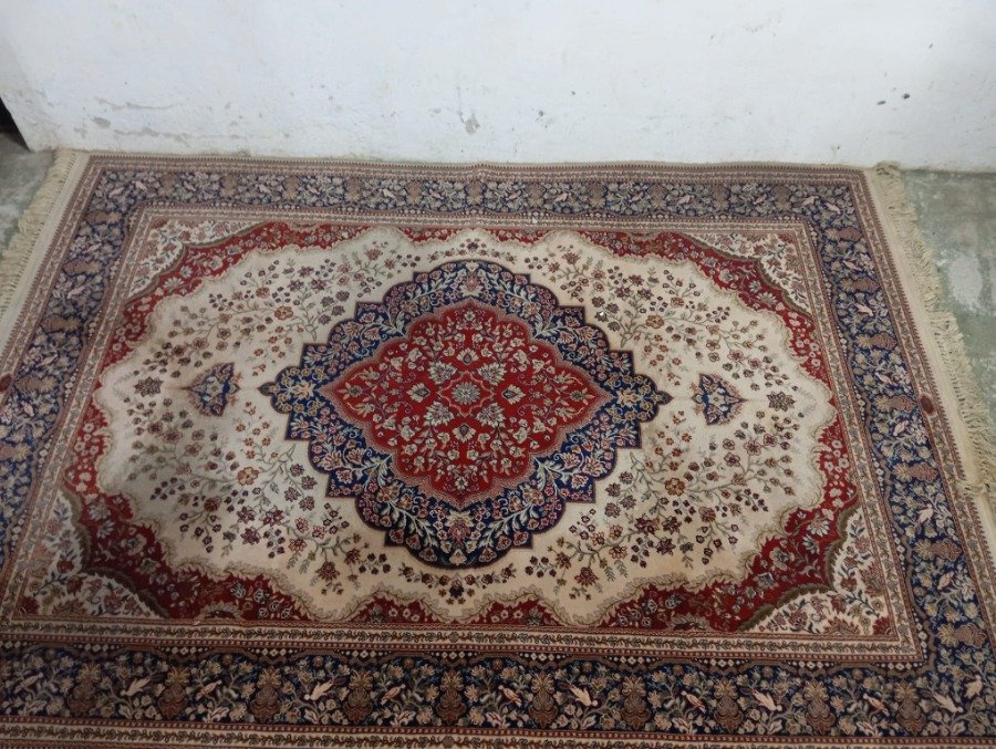 Lote anterior: Alfombra tipo persa roja y beige para decorar
