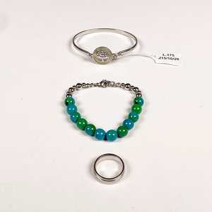 Conjunto de Tres Piezas: Pulsera Árbol de la Vida, Pulsera de Cuentas y Anillo - imagen 2
