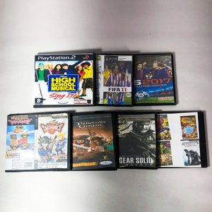 Lote de 11 piezas: 4 Joysticks y 7 Videojuegos para Consola - imagen 3