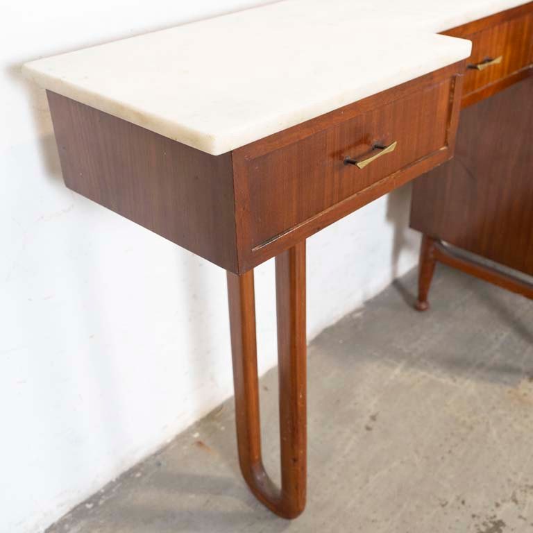 Item 2101976 - Image 1