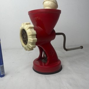 Antigua Máquina para Picar Carne Roja con Manivela - imagen 6