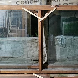 Lote anterior: Ventana doble ideal división marco de cedro vidrios de correr de 5 mm