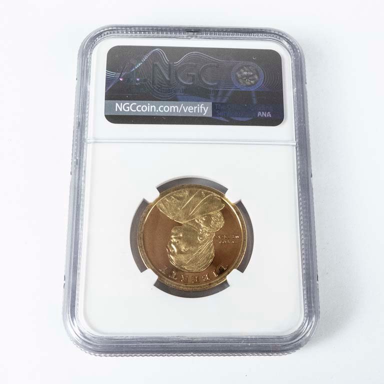 Item 2107885 - Image 0