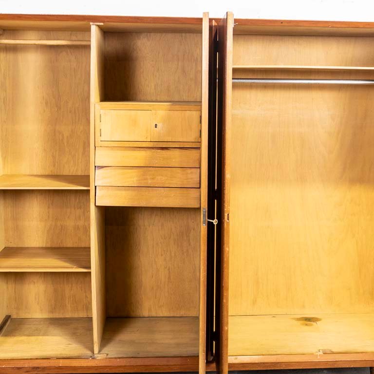 Item 2104106 - Image 2