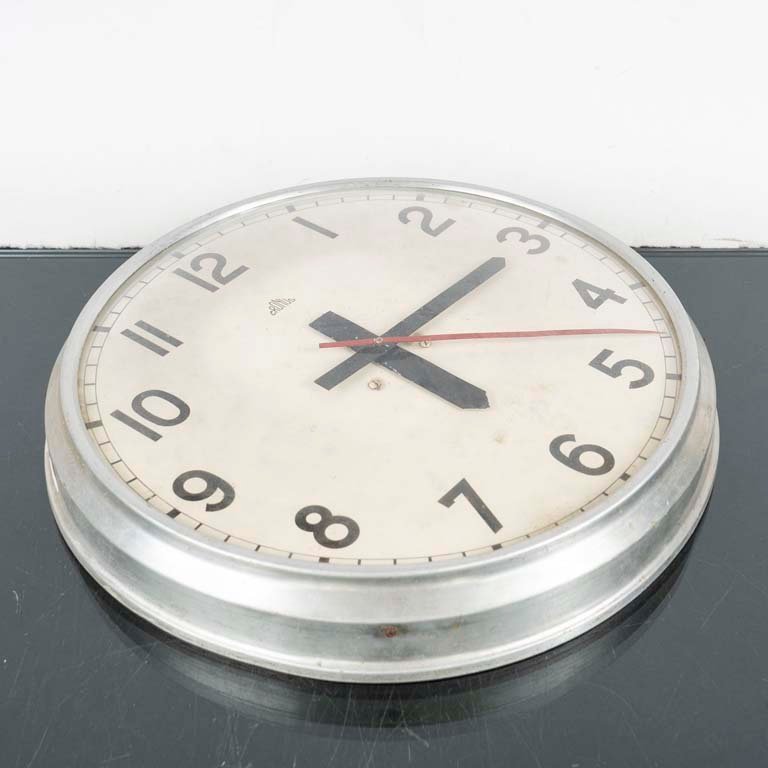 Lote siguiente: Reloj de pared Cronus eléctrico para decoración