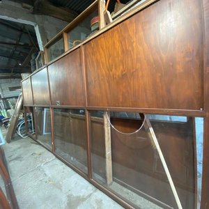 Lote anterior: Mampara de Madera y Vidrio Grande
