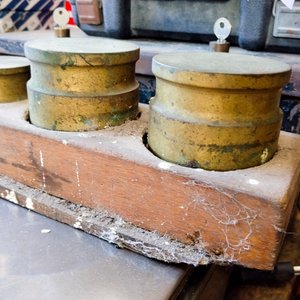 Balanza Digital KUMA con 5 Pesas de Calibración - imagen 3