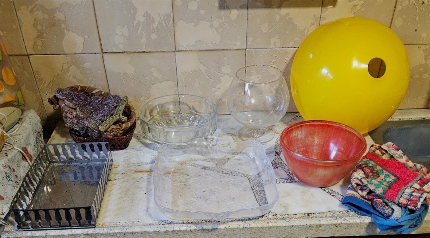 Lote Variado de Cocina: Bowls de Vidrio, Panera, Frutera y Más