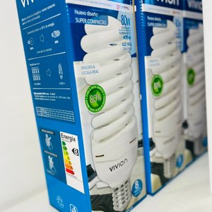 Lote x4 Lámparas Bajo Consumo Vivion 80W Luz Fría - imagen 2