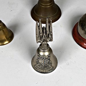 Lote de 4 Campanillas y Timbre de Mesa Decorativos - imagen 3
