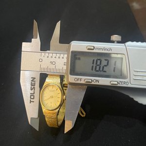 Reloj Pulsera Citizen Quartz Dorado Mujer - Elegancia Japonesa - imagen 6
