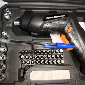 Atornillador Recargable Lithium Screwdriver 3.6V con Accesorios y Valija - imagen 3