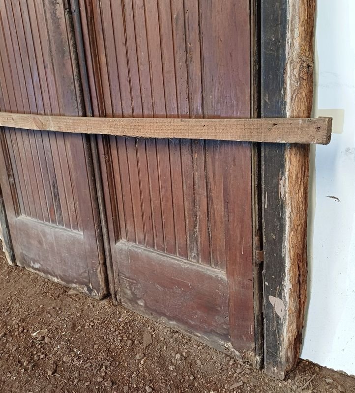Puerta de dos hojas con marco, completamente en pinotea - imagen 2